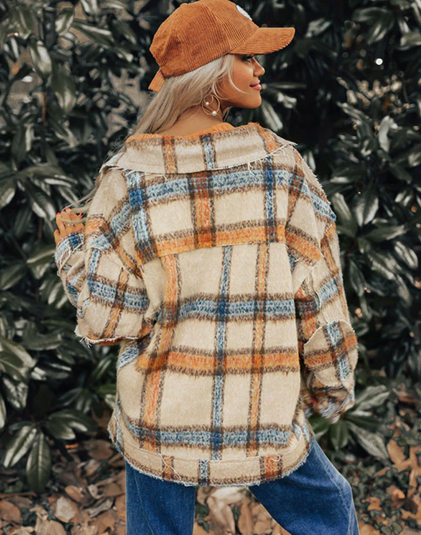 KIRA - Die elegant und kuschelig warme Vintage Jacke