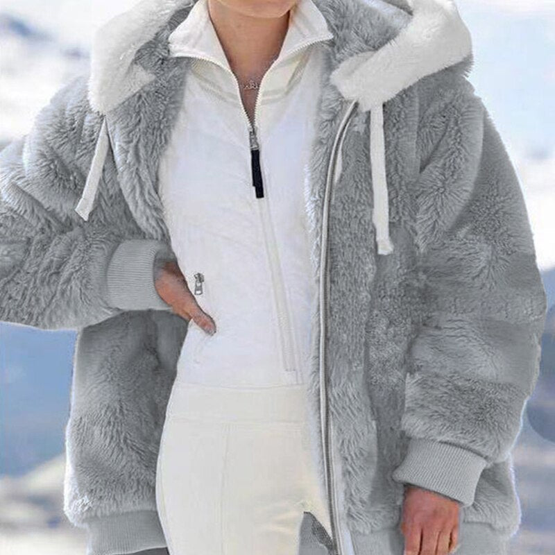 MEGAN - Flauschiger Wintermantel für Frauen