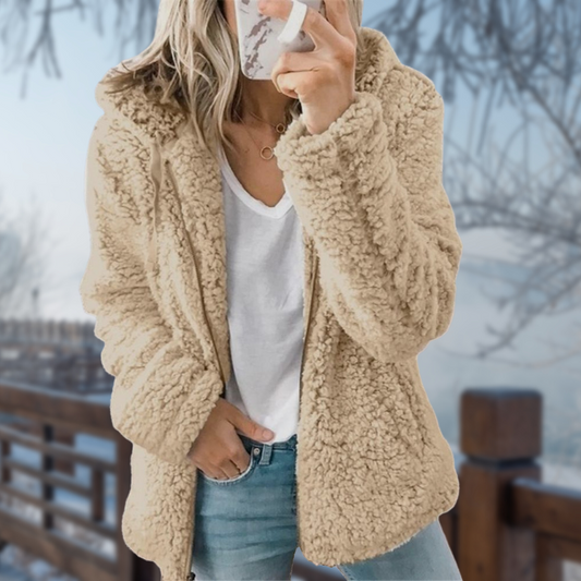 LEA - Stylischer und eleganter Wollmantel